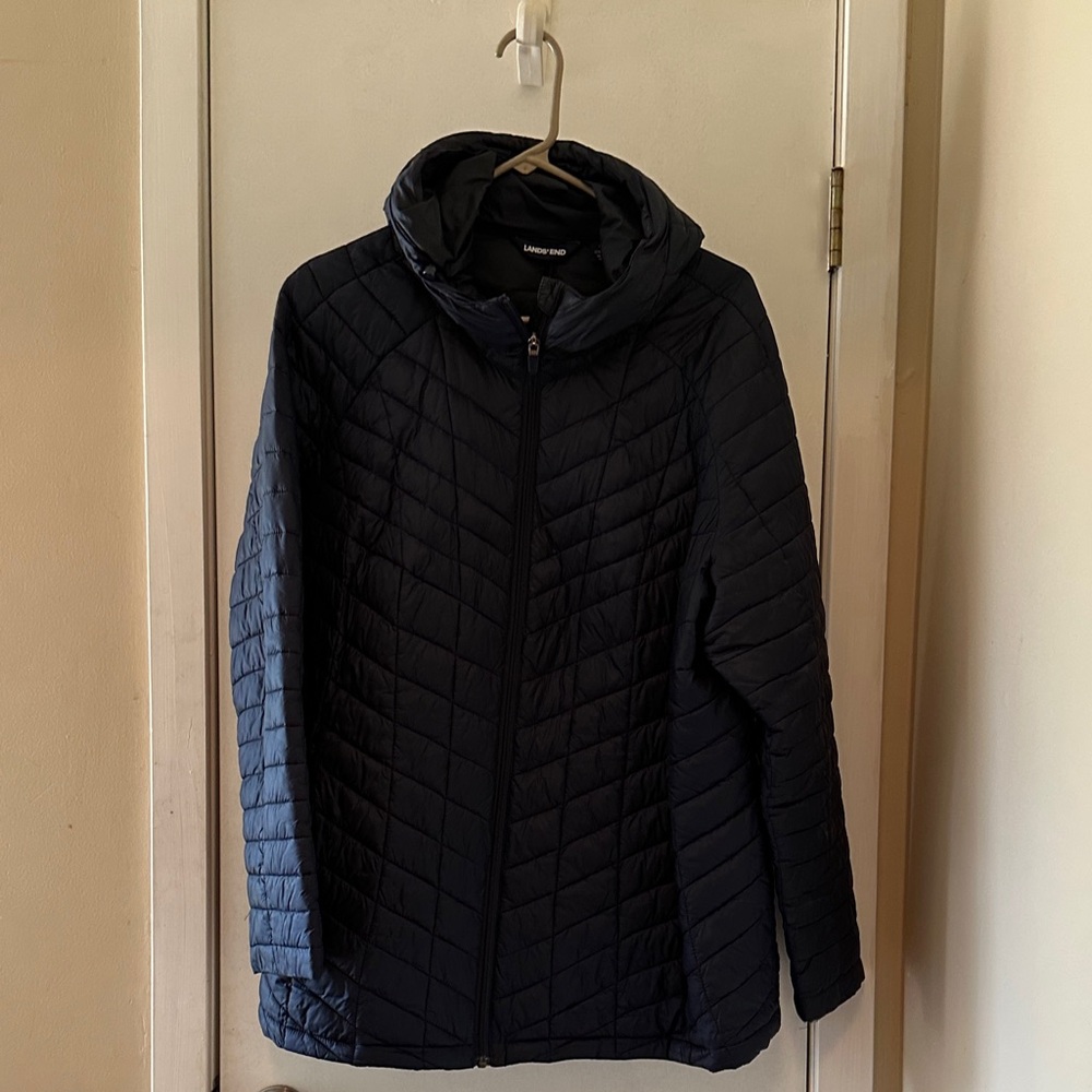 Lands' End Women's Navy Puffer Jacket